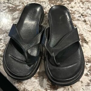Black Colin Stewart sandals